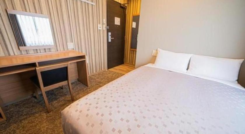Plaza Station South Hotel